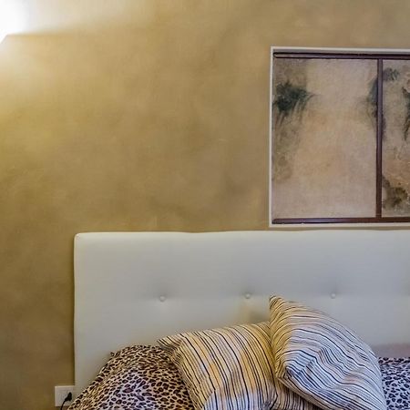 فيرونا Suite Porta Borsari المظهر الخارجي الصورة