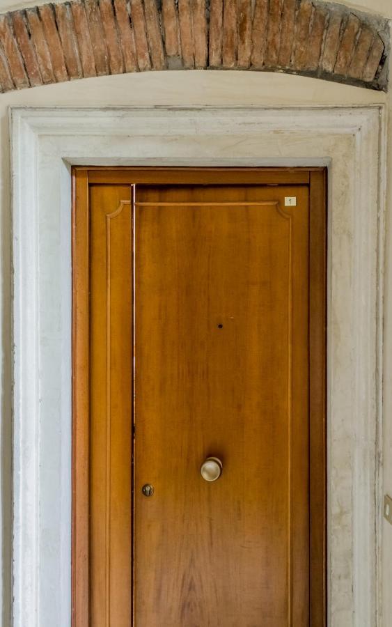 فيرونا Suite Porta Borsari المظهر الخارجي الصورة