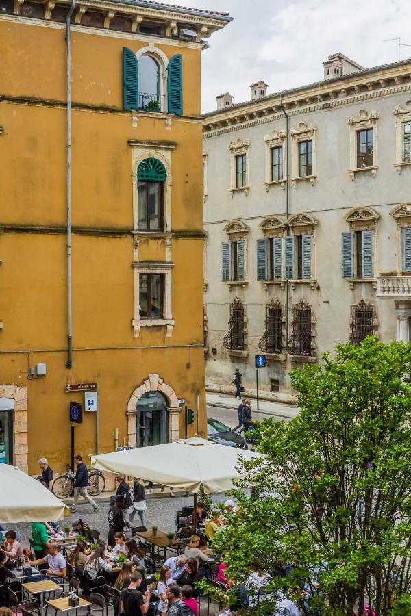 فيرونا Suite Porta Borsari المظهر الخارجي الصورة